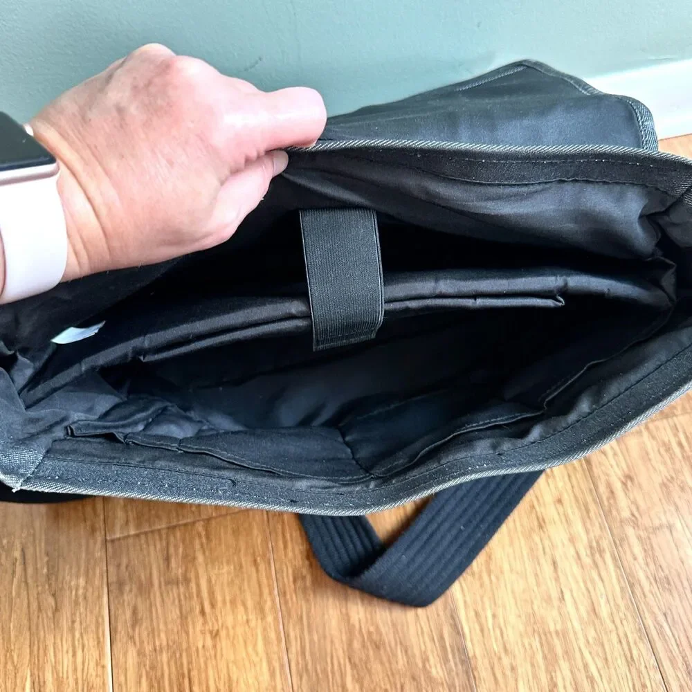 Renwick deluxe messenger